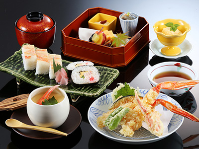 かに天ぷら膳 白鷺館
