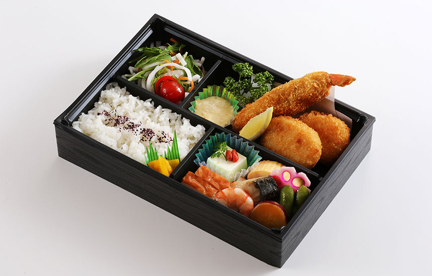 かにコロッケ弁当　白鷺館